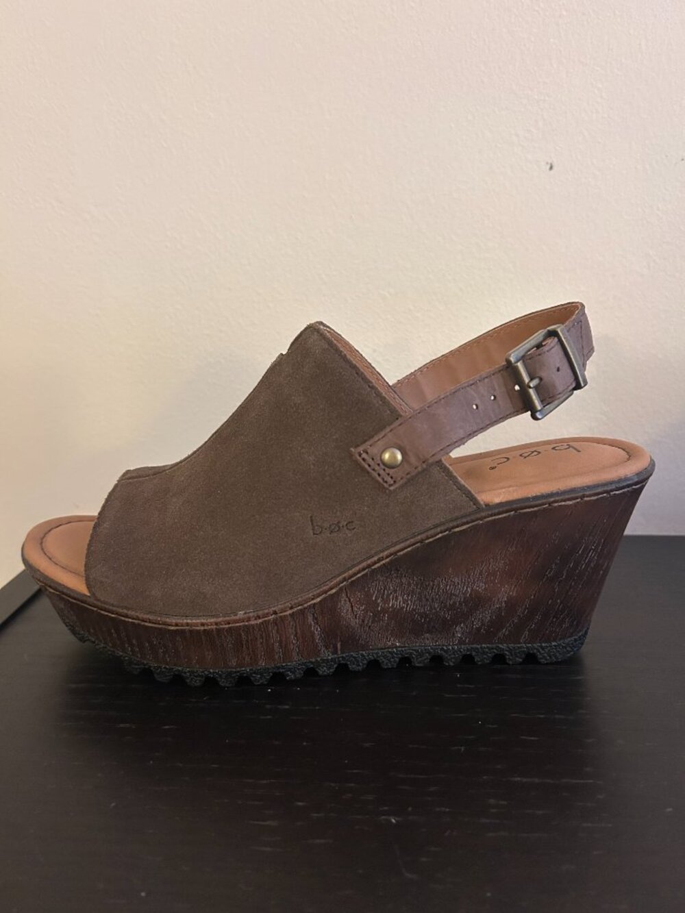 B.o.c. Brown Suede Wedge Slingback Sandals 8 Med (US) New - Picture 5 of 11
